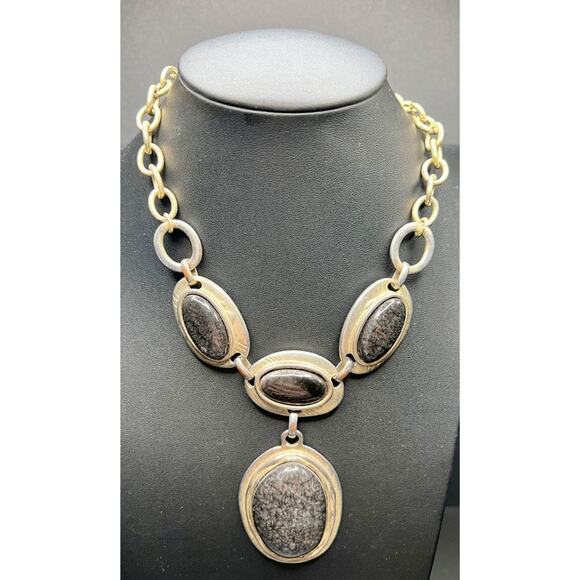 Agate Pendant Statement Necklace - Picture 3 of 5